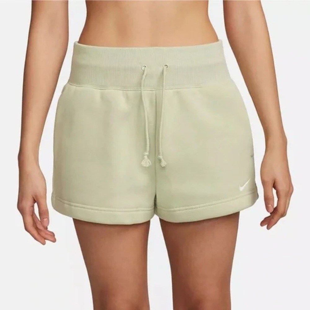 Nike Sportswear Phoenix Fleece High-Waisted Loose Shorts | M